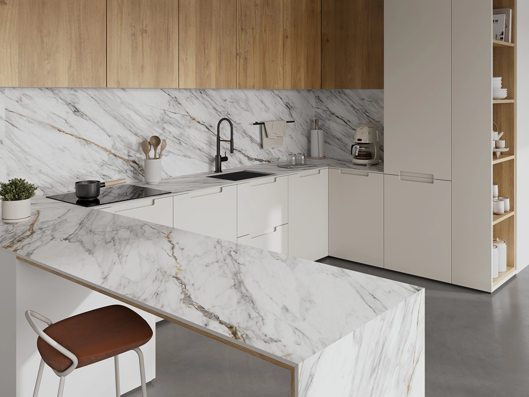 Aplikasi batu Azure pada desain kitchen