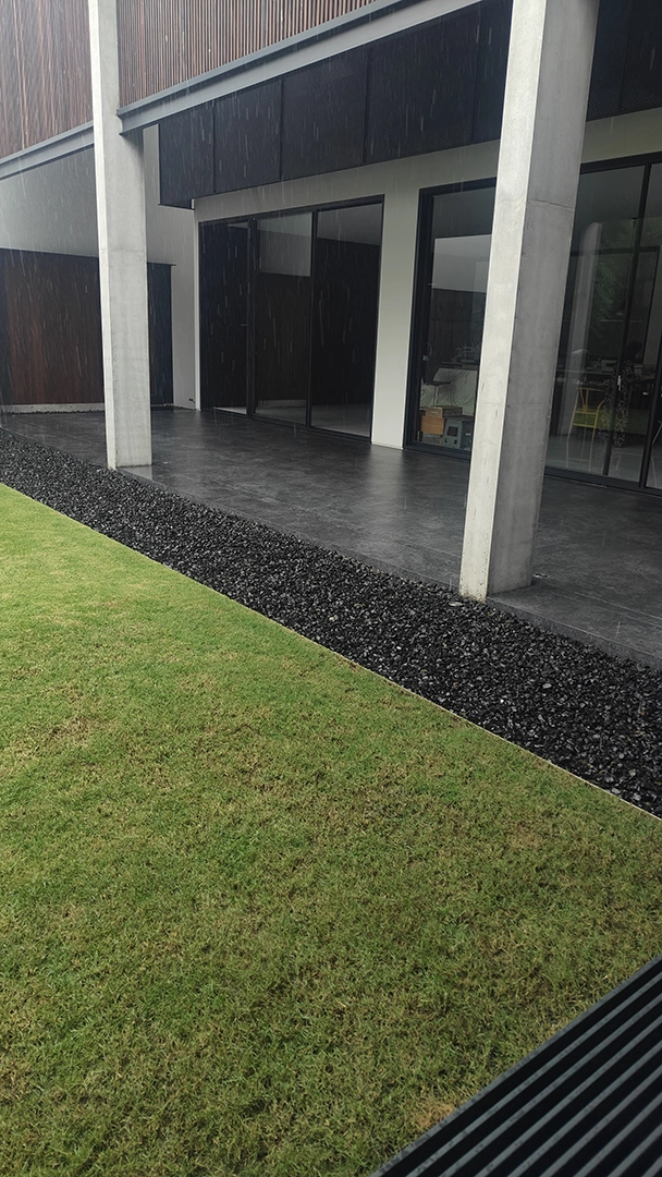 Pengerjaan surface exterior oleh Raspari