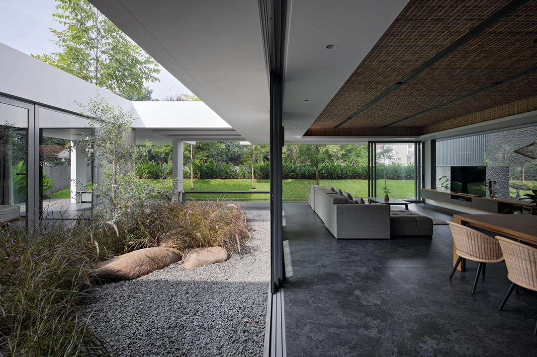 Exterior residence dengan Neolith Krater