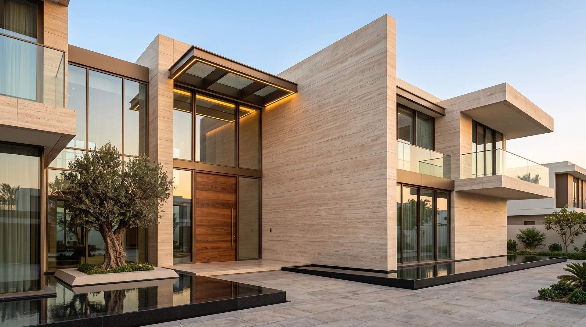 Travertine Labrador — aplikasi building facade